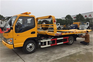 诸城哪里有拖车服务